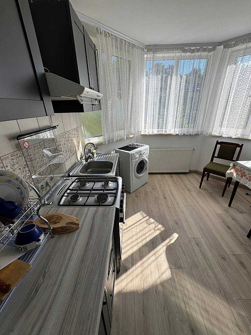 Оренда 2-кімнатної квартири + парко-місце по вул. Топольна Львов - изображение 3