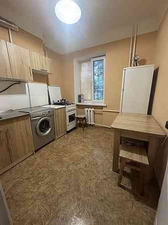 Оренда 2км квартири  з газом по вул, Пріорська Київ