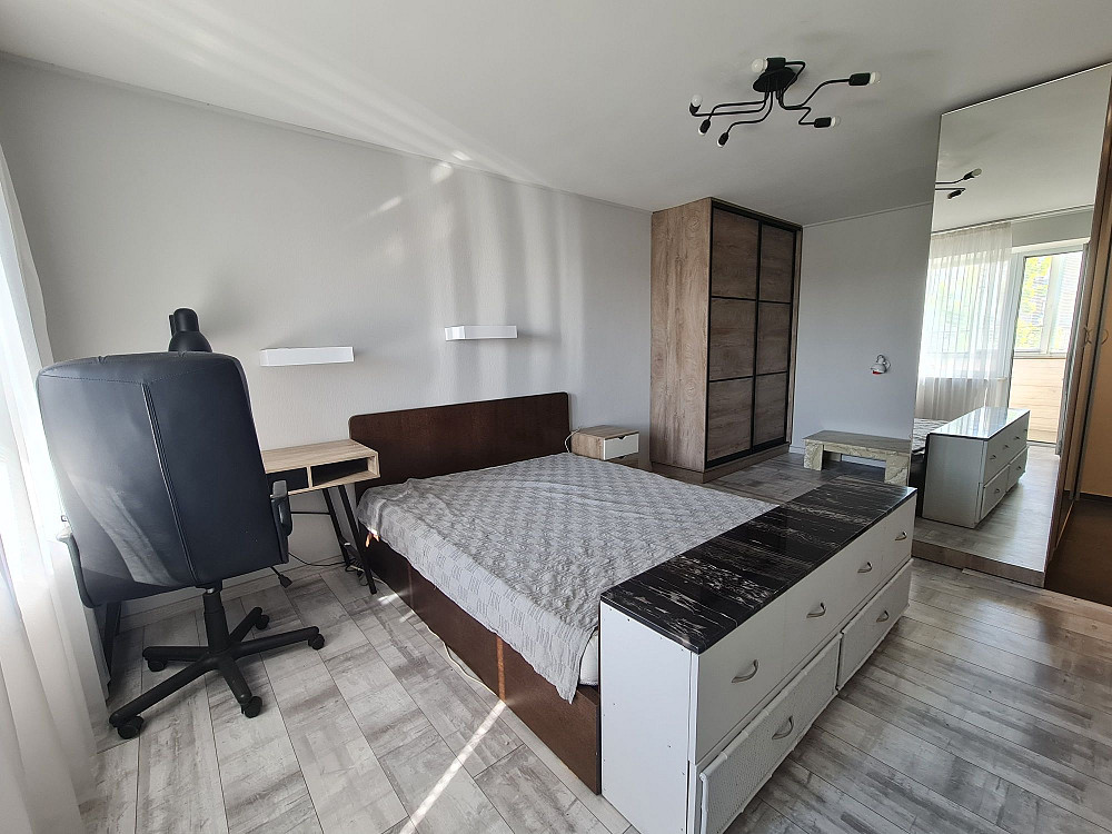 Оренда 1 кім Чернігівська і Лісова вул Мілютенка 5-А Київ - зображення 1