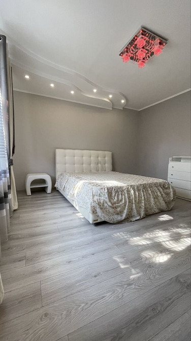 Продається простора 3 кімнатна квартира в центральній частині міста Івано-Франківськ - зображення 2