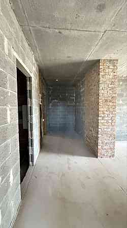 Продаж 2-кімнатної квартири в ЖК Варшавський -2, вул. О. Олеся Київ