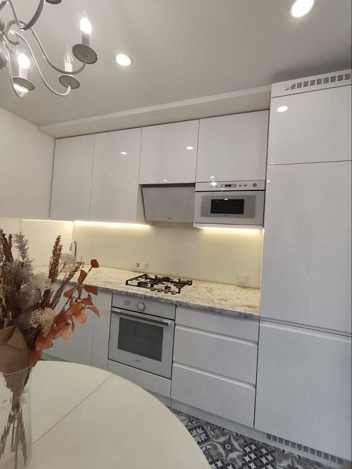 Продам 2х комнатную квартиру ЖК Счастливый Днепр - изображение 1