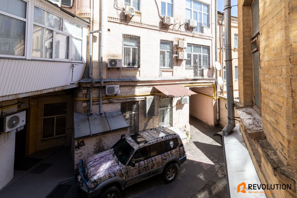 БЕЗ% Пров. Шевченка 7, до Майдану 2хв ПІШКИ Київ - зображення 7