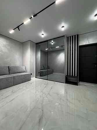 1- кімн+ кухня студі район майдану з ремонтом меблями Черновцы