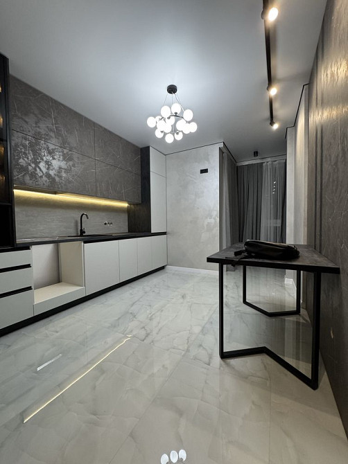 1- кімн+ кухня студі район майдану з ремонтом меблями Чернівці - зображення 6