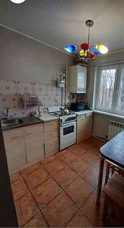 Отличная двушка с автономкой  98 ква-л.Заселим сразу.Оплата помесячно. Кривой Рог