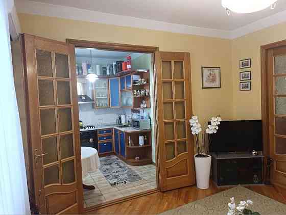 Оренда 2-х кімнатної квартири Севастопільська площа, є ліфт Киев