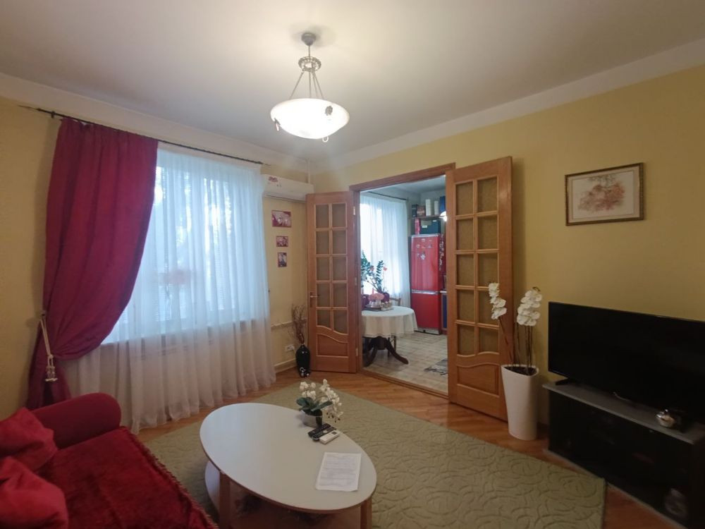 Оренда 2-х кімнатної квартири Севастопільська площа, є ліфт Киев - изображение 7