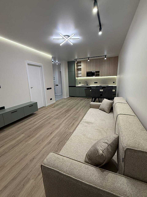 Оренда 1-к кв. 52 м2, ЖК СТАРТ, Без комісії, вул. В.Котарбінського 24 Киев - изображение 1