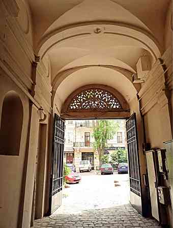 Слам 2-ком.квартиру на Дерибасовской, Оперный театр. Одесса