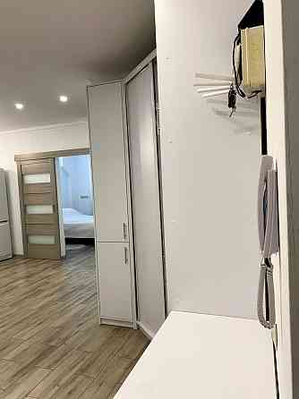 Двохкімнатна квартира у новобудові.  Від власника.  46 кв.м. Черновцы