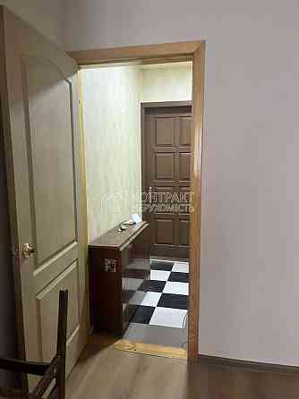 Продам велику гостинку на ХТЗ з власним санвузлом і ремонтом Харьков