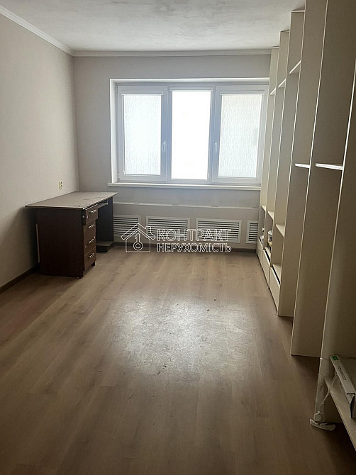 Продам велику гостинку на ХТЗ з власним санвузлом і ремонтом Харків - зображення 1