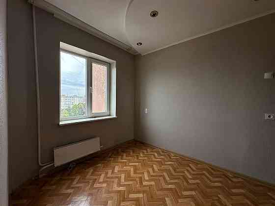 Продаж 3-кімнатної квартири | 33-й квартал Луцьк