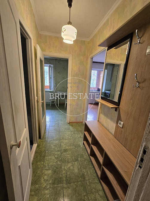 Продаж 1 к квартири Харківський масив низький поверх Київ - зображення 2