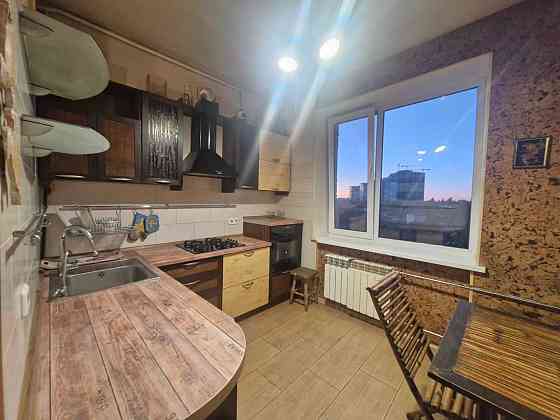 Оренда 2к квартири в Києві поряд з метро Київ