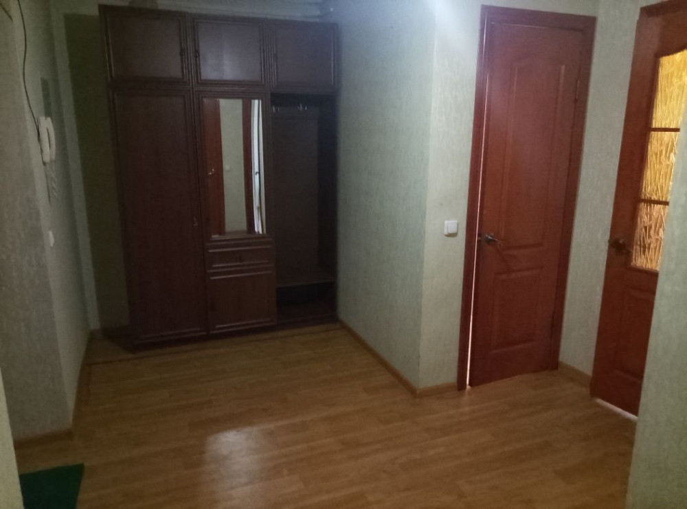 Аренда приличной 1.кв.на Независимости 14-г.Центр города. Бровары - изображение 2