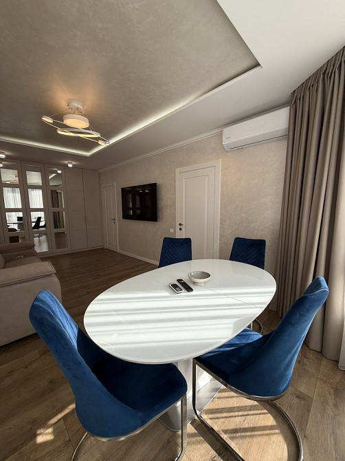 Дизайнерська 2-кім. квартира з кухнею-вітальнею на вул. Лемківська Львов - изображение 7