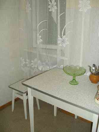 Сдам Борщаговка Івана Дзюби( Семьи Сосниных) 12а 2/5кирп. 27/17/4. Київ