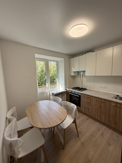 Продається 2 кімнатна Чешка р-н ТЦ Майдан,MacDonalds, OZZI Черновцы - изображение 5