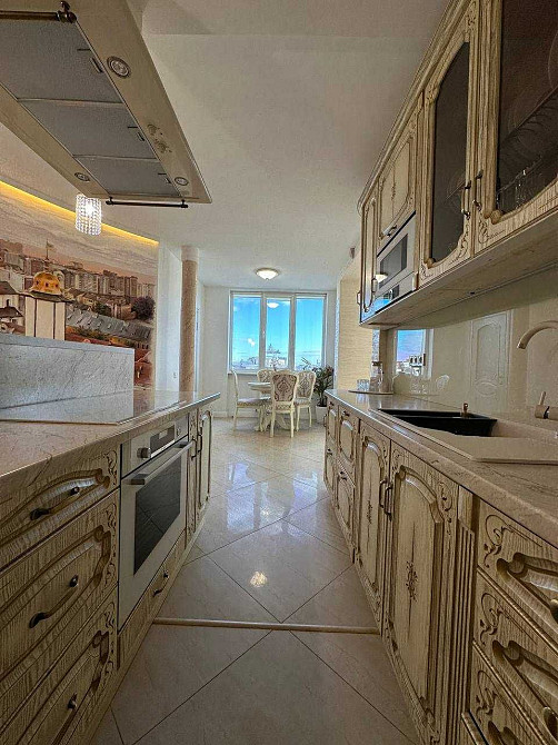 Ексклюзивна квартира у самому серці Івано-Франківська Ивано-Франковск - изображение 7