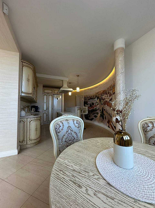 Ексклюзивна квартира у самому серці Івано-Франківська Ивано-Франковск - изображение 6