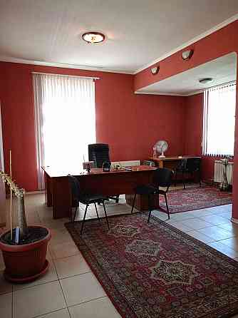 Продам квартиру  под тихий офис в центре Харьков