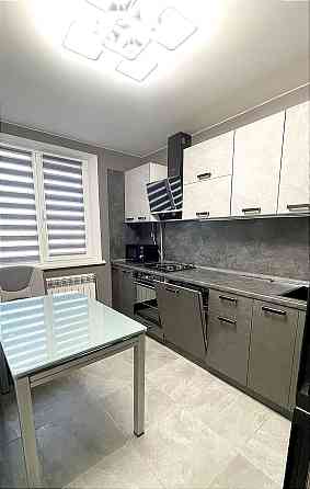 Продам. Квартира Л/б. Кам`янське (Запорізька обл.)