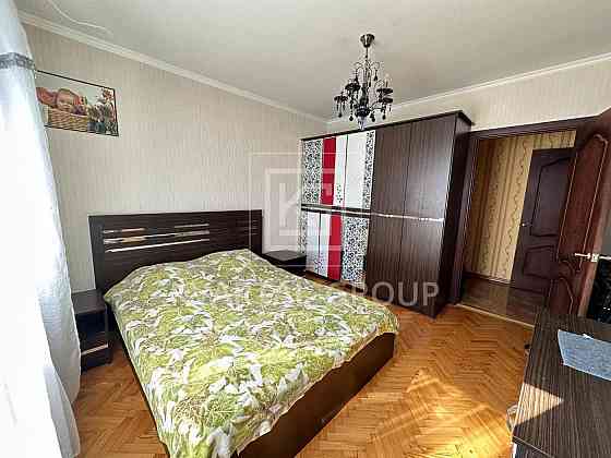 Продам світлу 2к квартиру з ремонтом та видом на сосни Київ