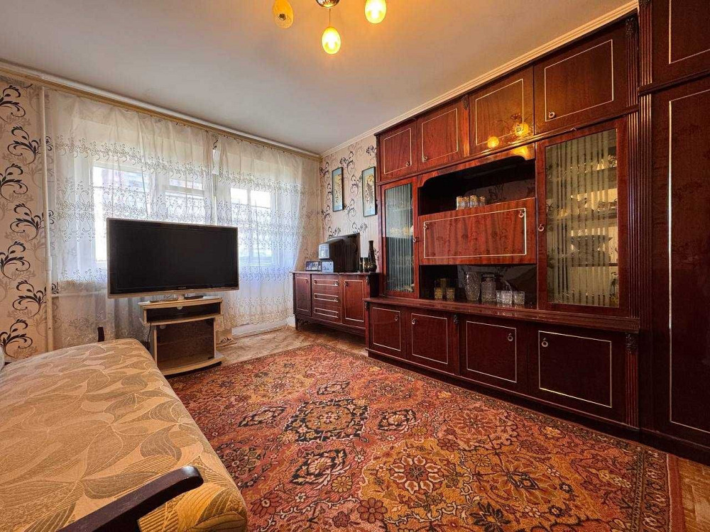 Купите квартиру на Тополе-1, Запорожское шоссе, 40, АТБ Днепр - изображение 1