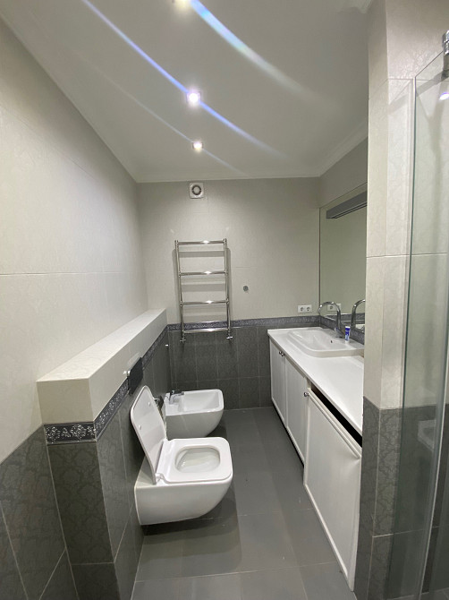 Оренда 2 кім. кв.новобуд вул. Бортнянського р-н «Британії» Львов - изображение 3