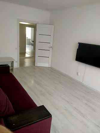 Здам 2-кімнатну кв. Ахматової 24 Позняки Київ