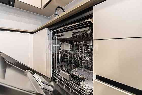 Дизайнерська 2к+студія біля озера, елітний ЖК Manhattan Івано-Франківськ