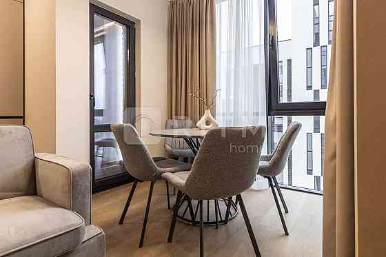 Дизайнерська 2к+студія біля озера, елітний ЖК Manhattan Івано-Франківськ