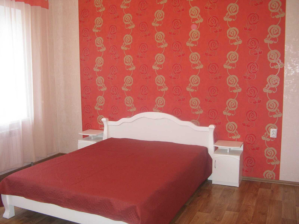 2х комнатная   от хозяина, без выселения на лето Черноморск - изображение 1