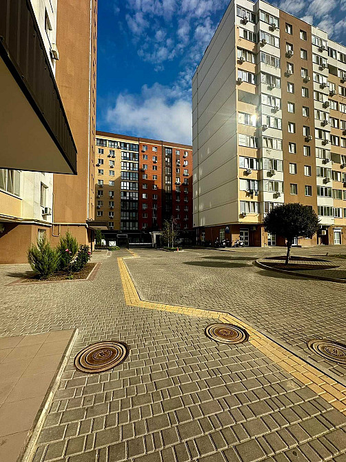 Евродвушка 45 метров на Сахарова с частичным ремонтом в хорошем доме Одесса - изображение 1