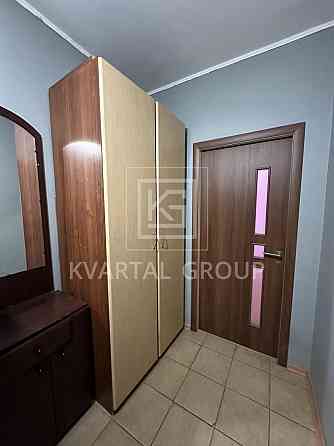 Продаж 2-кім. квартири з ремонтом 879 $ за м². поряд навчальний заклад Ирпень