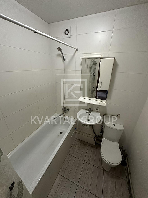 Продаж 2-кім. квартири з ремонтом 879 $ за м². поряд навчальний заклад Ирпень - изображение 8