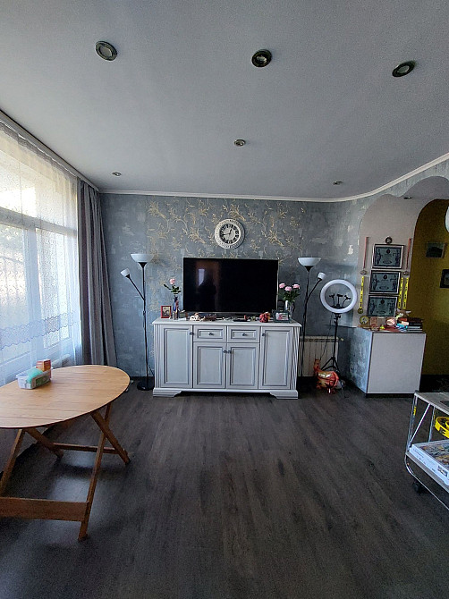 Продам велику ідеальну 2 кімн.кв.з ремонтом, технікой і меблями Буча - изображение 2