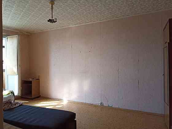 Двушка на Солнечном 14 этаж под ремонт. Кривой Рог