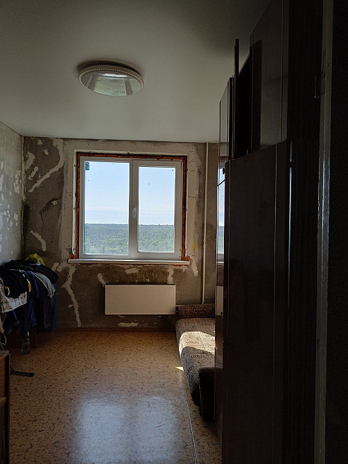 Двушка на Солнечном 14 этаж под ремонт. Кривий Ріг - зображення 6