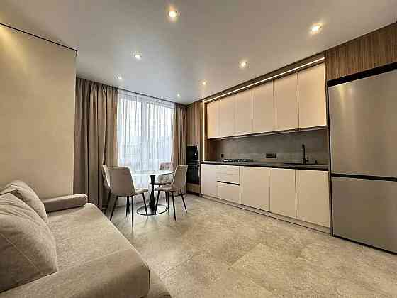 Стильна однокімнатна з кухнею-студією в ЖК "Паркова Алея". Ивано-Франковск