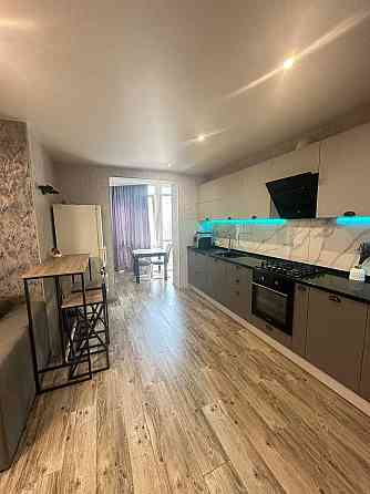 Продам відмінну 2к квартиру на Перемозі-1
ЖК River Park Днепр