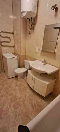 Новий будинок 1к Велика простора світла 55м кв Ахматової 22 Київ