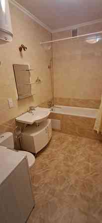 Новий будинок 1к Велика простора світла 55м кв Ахматової 22 Київ