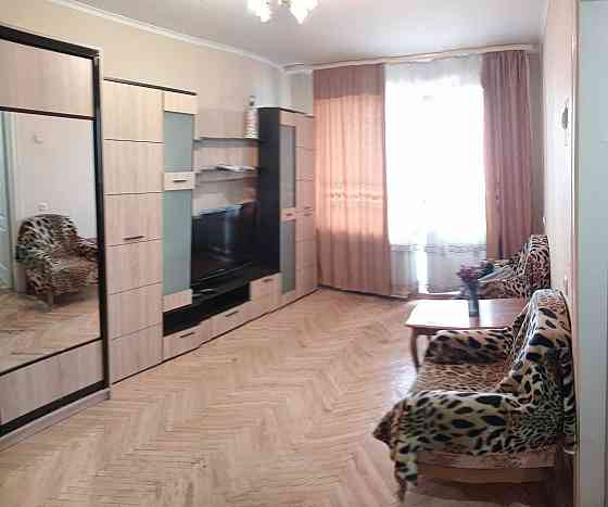 Здам 2-у кв.Малишко 3,ст.м.Дарниця 3хв.пішки Київ