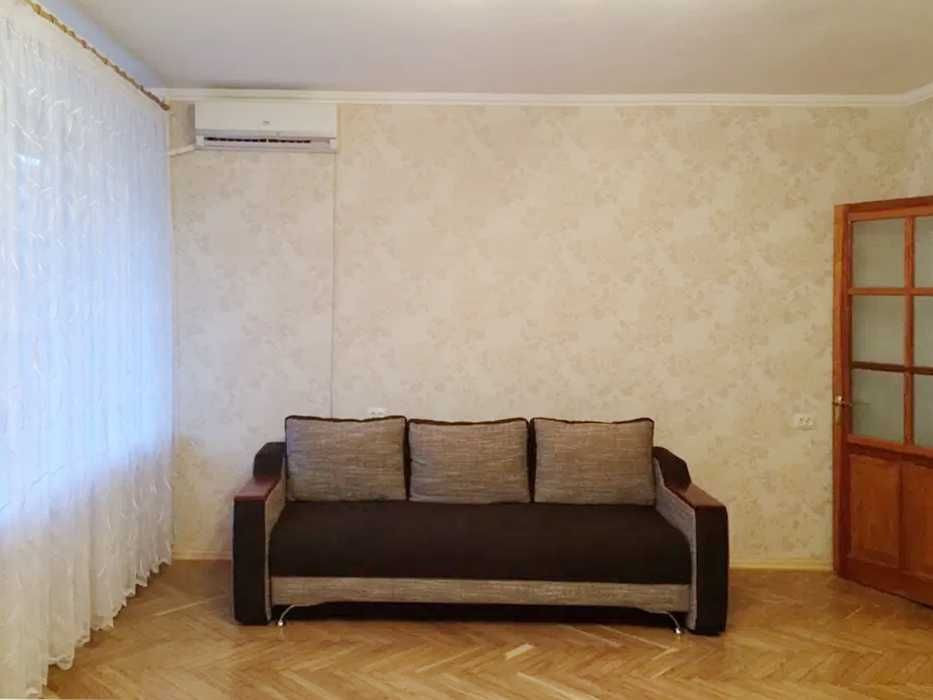 1к 56м2 вул. Васильківська 42, метро Васильківська, Голосіївський р.н. Киев - изображение 1