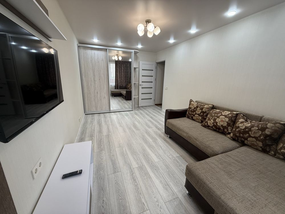 Сдам 2 ком кв 5/12 метро Героев Труда Харків - зображення 1