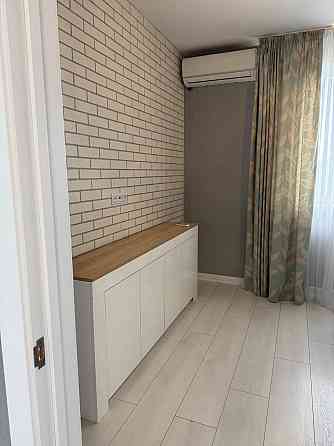 1-кімнатна ЖК
«Паркові Озера», Киів, Воскресенська 18-6 (без комісії). Київ