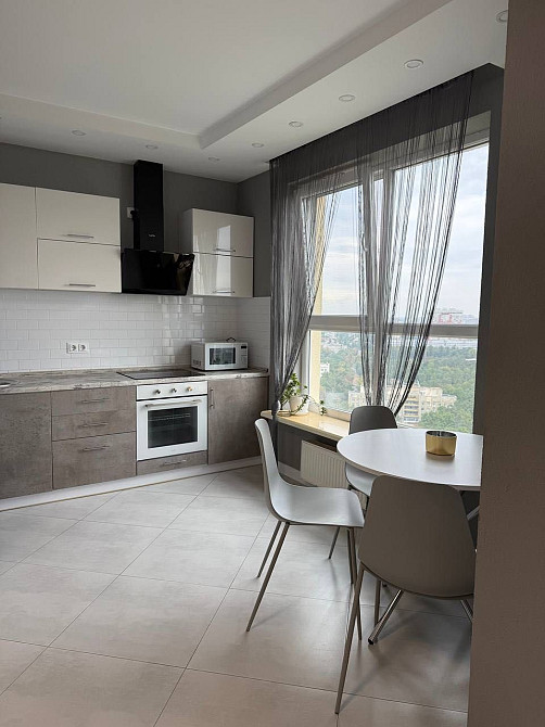 1-кімнатна ЖК
«Паркові Озера», Киів, Воскресенська 18-6 (без комісії). Київ - зображення 2